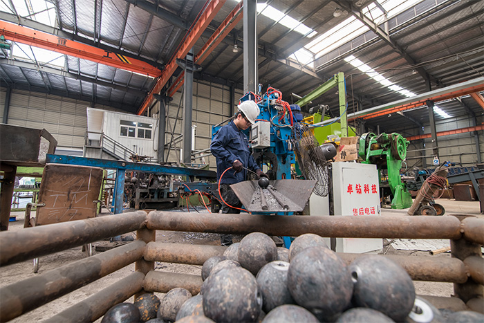 思茅网架配件-螺栓球加工车间